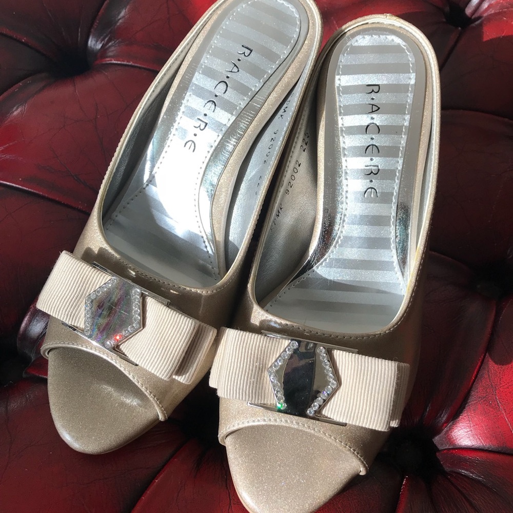Sandal - Picture 2 of 8